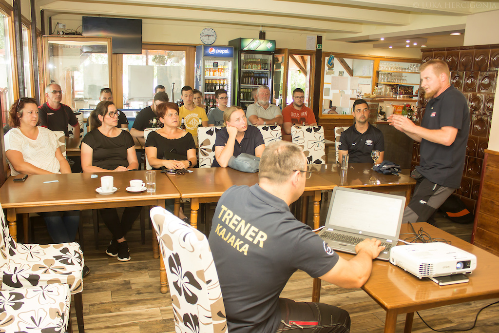 A THREE-DAY ROWING SCHOOL HELD IN PRELOG